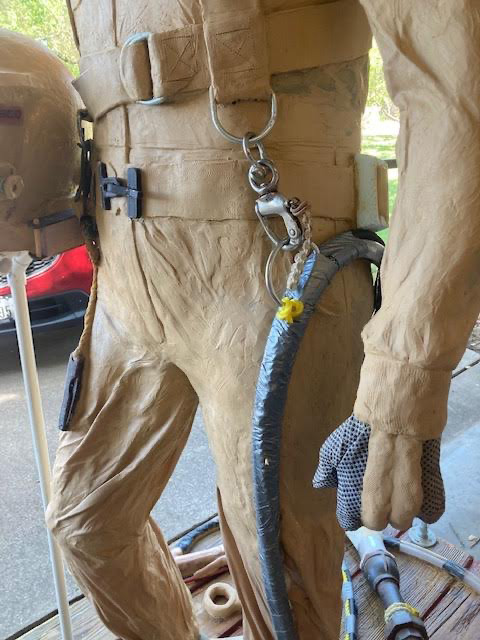 Building Our Monument 070